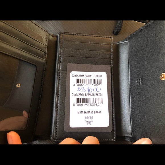NEW MCM Medium Milla Trifold Wallet black - Picture 5 of 8